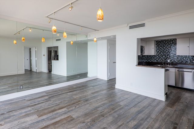 6211 W Northwest Highway 1903, Dallas, TX 75225