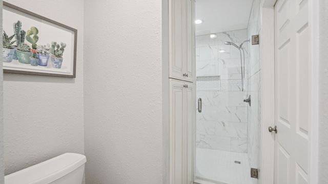 25 Gittiban Place, Pantego, TX 76013