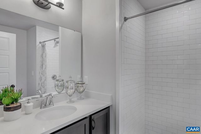 8 ODOM CT A, Charlottesville, VA 22901