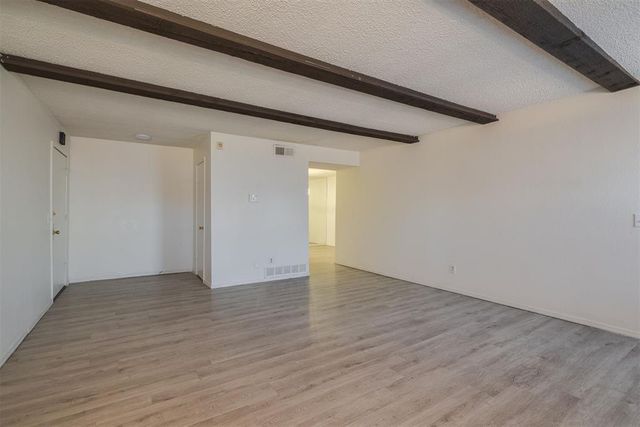 2620 N Ann Arbor Avenue 112, Oklahoma City, OK 73127