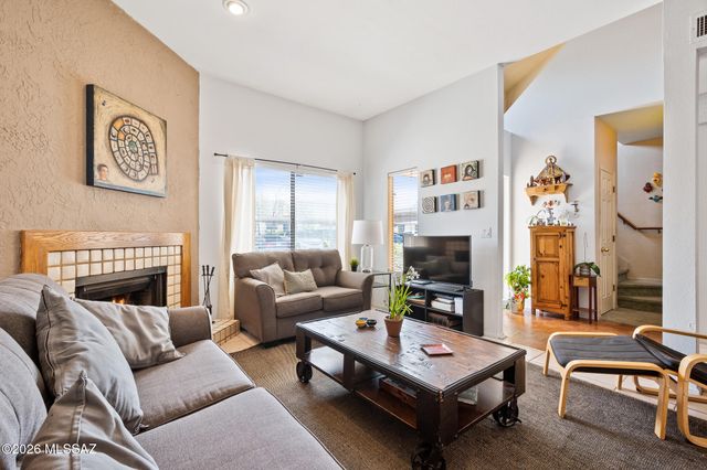 2533 N Ironwood Ridge Drive, Tucson, AZ 85745