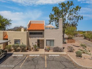 2533 N Ironwood Ridge Drive, Tucson, AZ 85745
