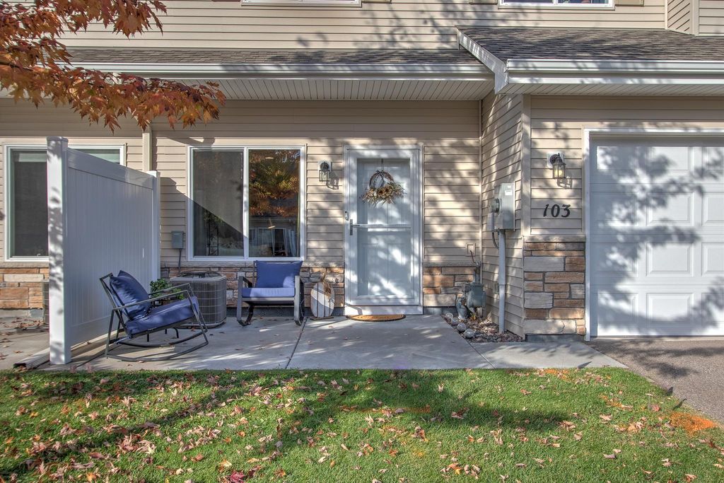 3854 232nd Avenue NW 103, Saint Francis, MN 55070 — photo 2