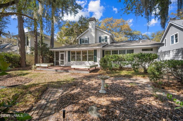 161 Locust Fence Road, St. Helena Island, SC 29920