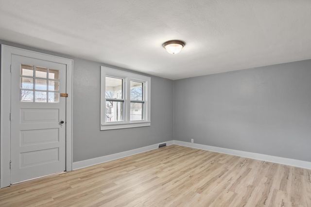 115 N CLAY STREET, Green Bay, WI 54301