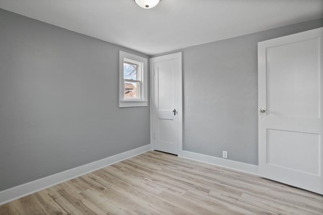 115 N CLAY STREET, Green Bay, WI 54301