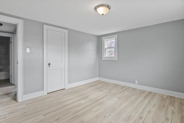 115 N CLAY STREET, Green Bay, WI 54301