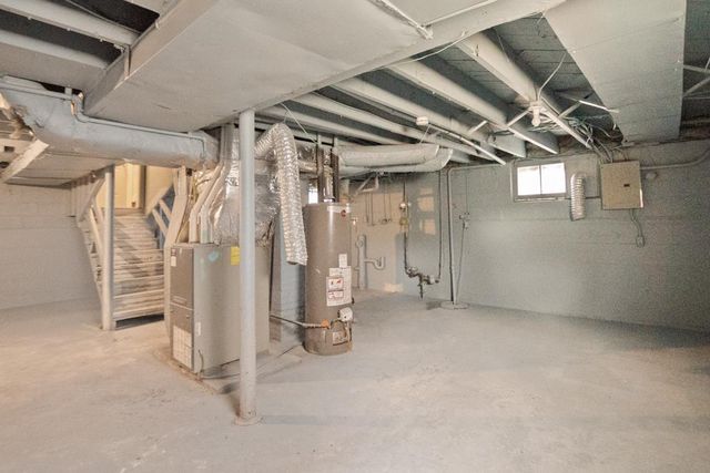 115 N CLAY STREET, Green Bay, WI 54301