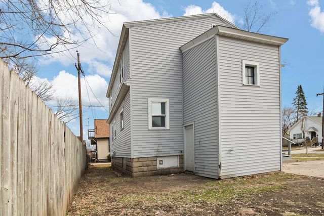 115 N CLAY STREET, Green Bay, WI 54301
