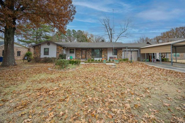 109 Pin Oak Drive, Cabot, AR 72023