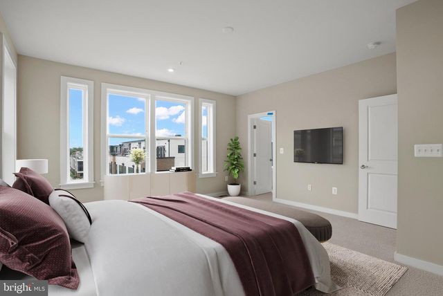 6701 BELCREST RD, Hyattsville, MD 20782