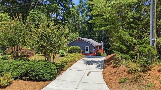 2665 Brook Valley Drive, Cumming, GA 30041