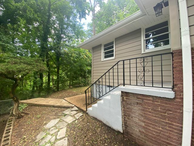 3906 Pickering Avenue, Chattanooga, TN 37415