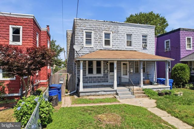 652 MANOR RD, Beverly, NJ 08010