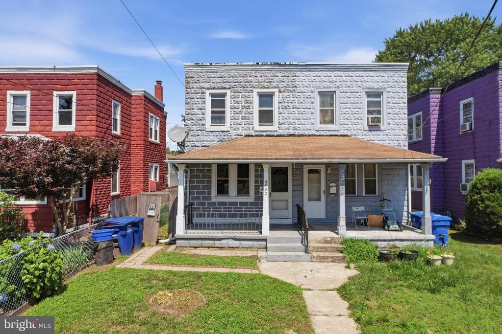 652 MANOR RD, Beverly, NJ 08010