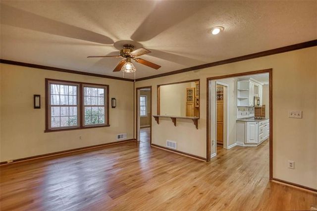 30 Meadow Ln, Covington, GA 30014