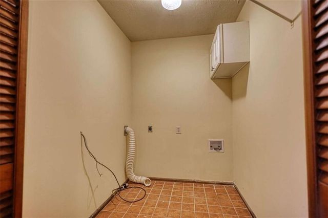 30 Meadow Ln, Covington, GA 30014