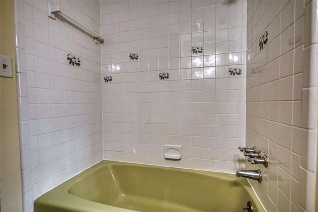 30 Meadow Ln, Covington, GA 30014