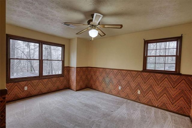 30 Meadow Ln, Covington, GA 30014