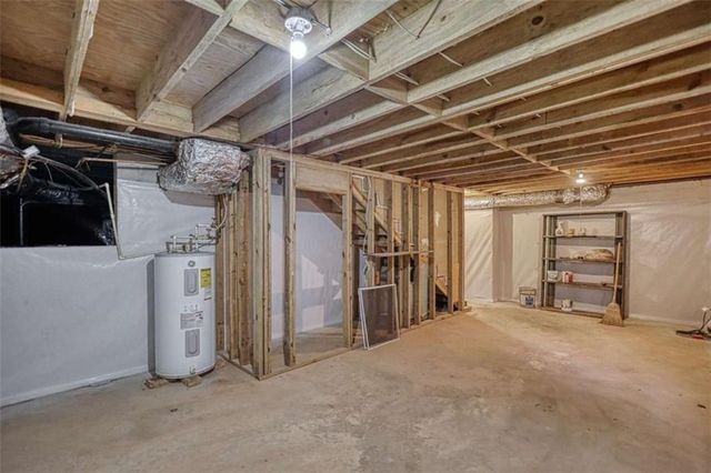 30 Meadow Ln, Covington, GA 30014