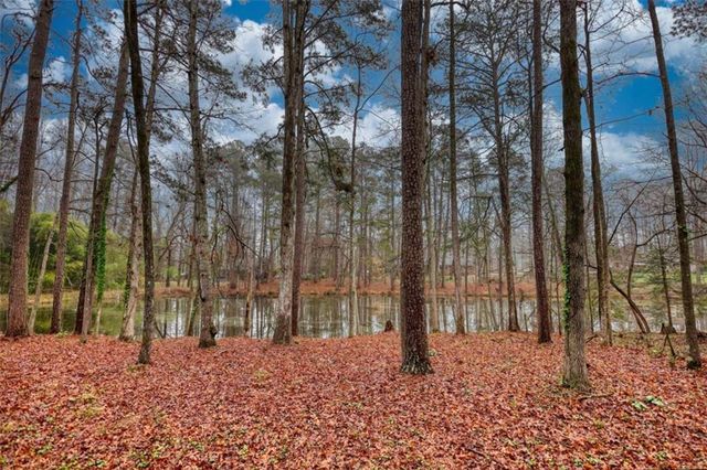 30 Meadow Ln, Covington, GA 30014