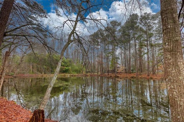 30 Meadow Ln, Covington, GA 30014