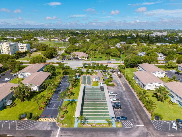 480 Horizons W 207, Boynton Beach, FL 33435