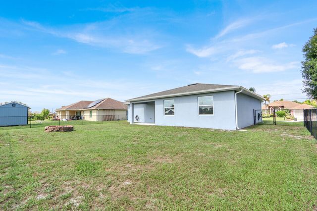 3673 SW Bonwold Street, Port St. Lucie, Port St Lucie, FL 34953