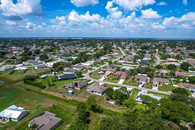 3673 SW Bonwold Street, Port St. Lucie, Port St Lucie, FL 34953