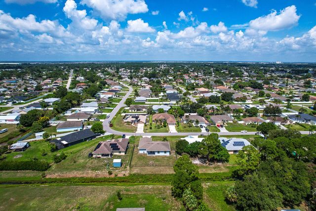 3673 SW Bonwold Street, Port St. Lucie, Port St Lucie, FL 34953