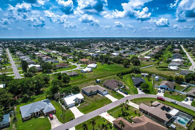 3673 SW Bonwold Street, Port St. Lucie, Port St Lucie, FL 34953