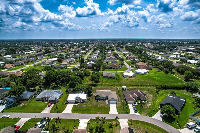 3673 SW Bonwold Street, Port St. Lucie, Port St Lucie, FL 34953