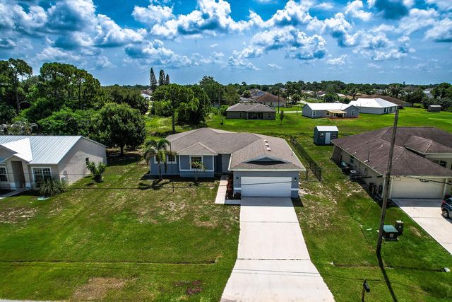 3673 SW Bonwold Street, Port St. Lucie, Port St Lucie, FL 34953