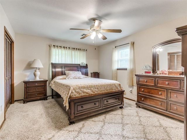 4221 Overland Circle, Noble, OK 73068