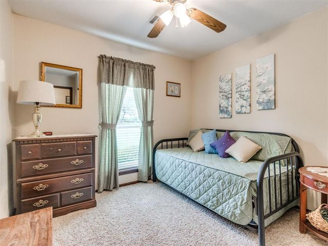 4221 Overland Circle, Noble, OK 73068