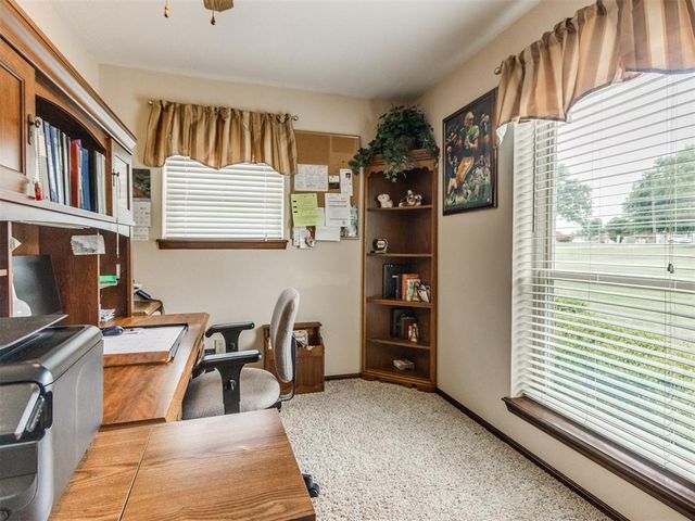 4221 Overland Circle, Noble, OK 73068