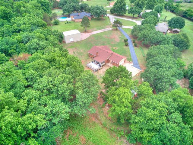 4221 Overland Circle, Noble, OK 73068