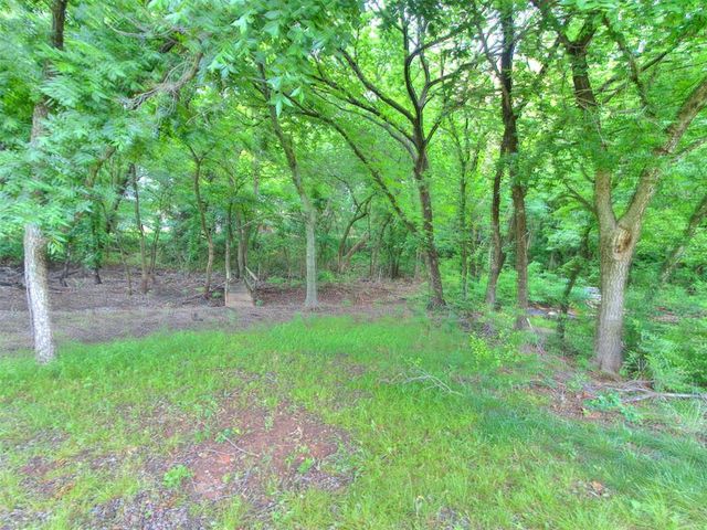 4221 Overland Circle, Noble, OK 73068