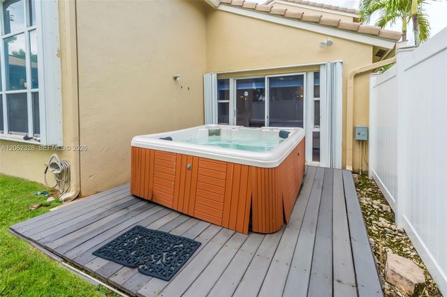 17513 NW 10th Street, Pembroke Pines, FL 33029
