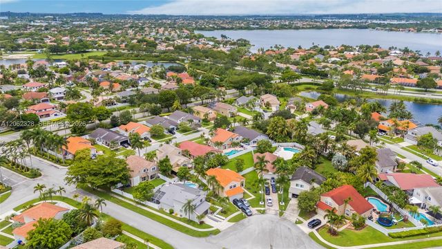 17513 NW 10th Street, Pembroke Pines, FL 33029
