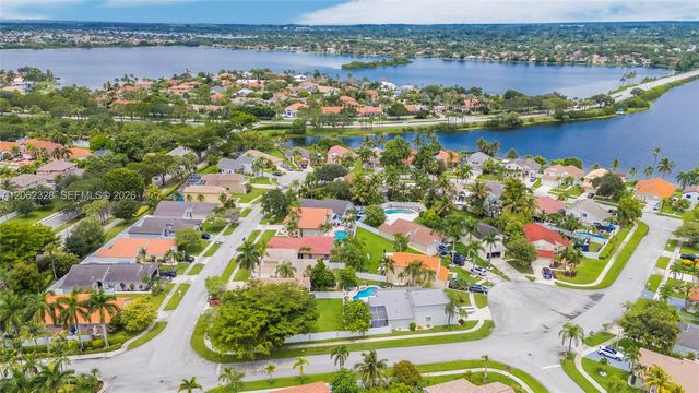 17513 NW 10th Street, Pembroke Pines, FL 33029