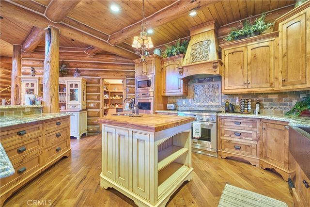 664 Cedar Glen Drive, Big Bear City, CA 92314