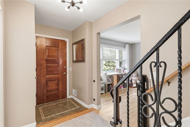 176 Green Meadow Drive, Irondequoit, NY 14617