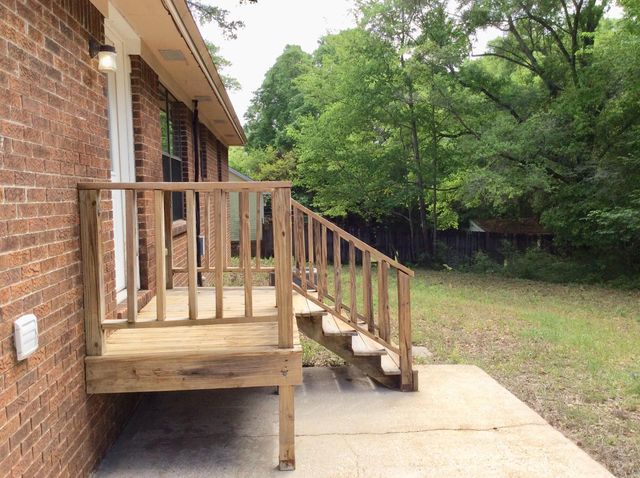 170 Ridge Lake Road, Crestview, FL 32536