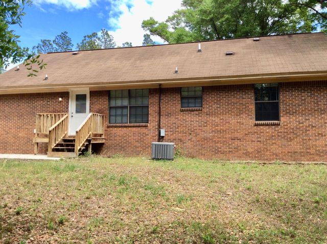 170 Ridge Lake Road, Crestview, FL 32536
