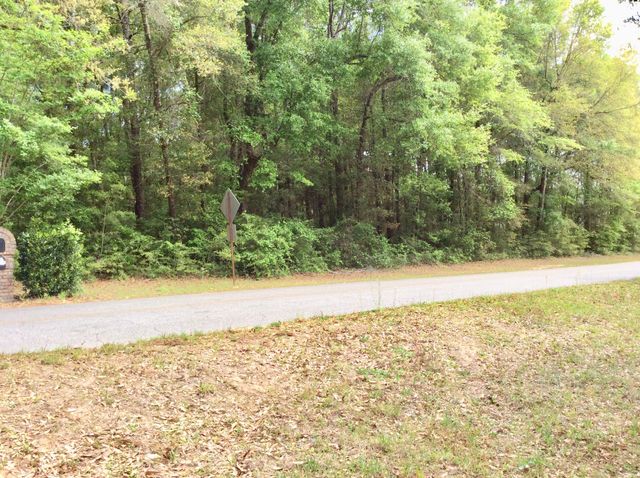 170 Ridge Lake Road, Crestview, FL 32536