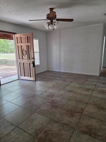 170 Ridge Lake Road, Crestview, FL 32536