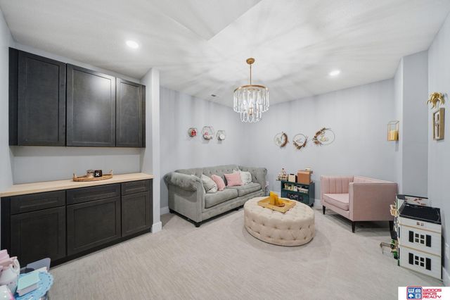 9631 Toma Road, Lincoln, NE 68526