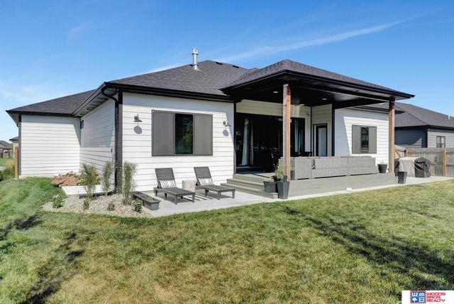 9631 Toma Road, Lincoln, NE 68526