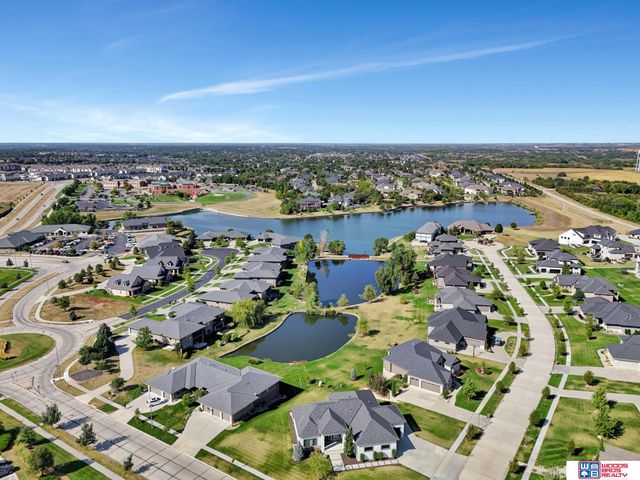 9631 Toma Road, Lincoln, NE 68526